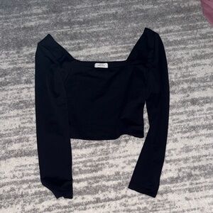 Aritzia Black Square-Neck Long Sleeve Cropped Top